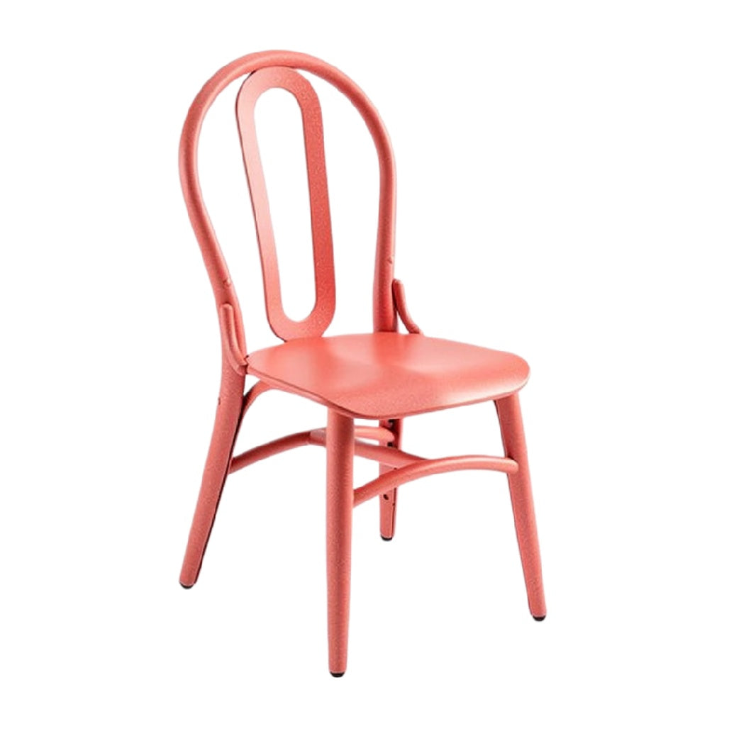Eigentijdse Design Stoel in Koralen Kleur met Minimalistisch Ontwerp